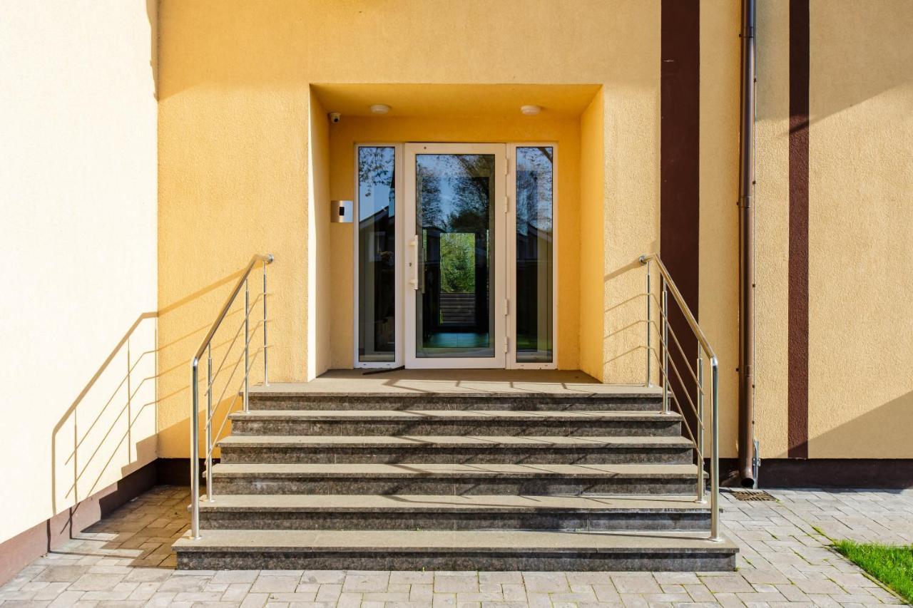 Gd Apartment Osokorky Kyiv Exterior photo